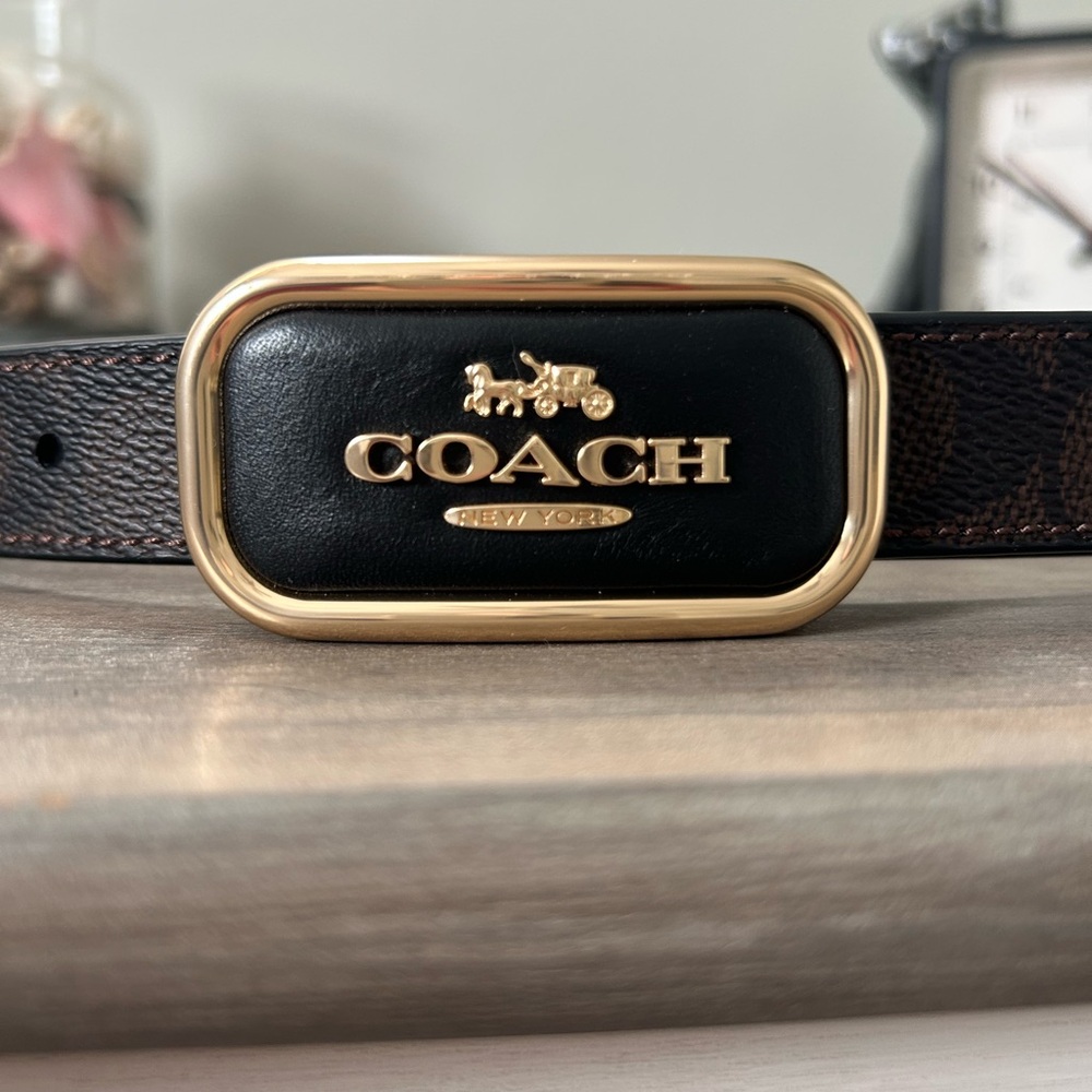 Coach Reversible Leather Belt – Brown Signature / Black – Gold Logo Buckle – 36”